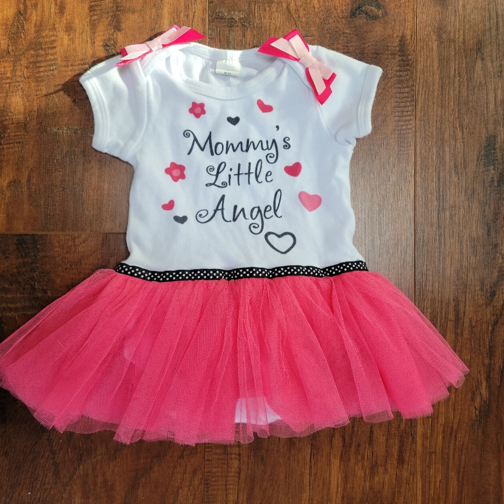 One piece, "Mommy's Little Angel", 6-9 months, Ella Jackson